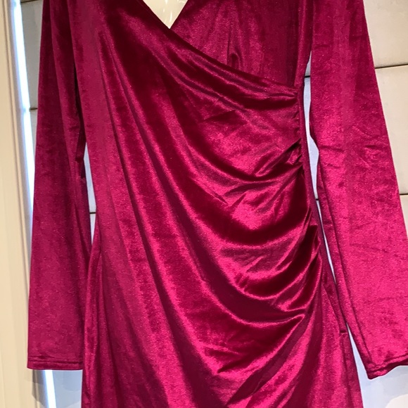 Preself velvet wrap over bodycon dress - Picture 7 of 15